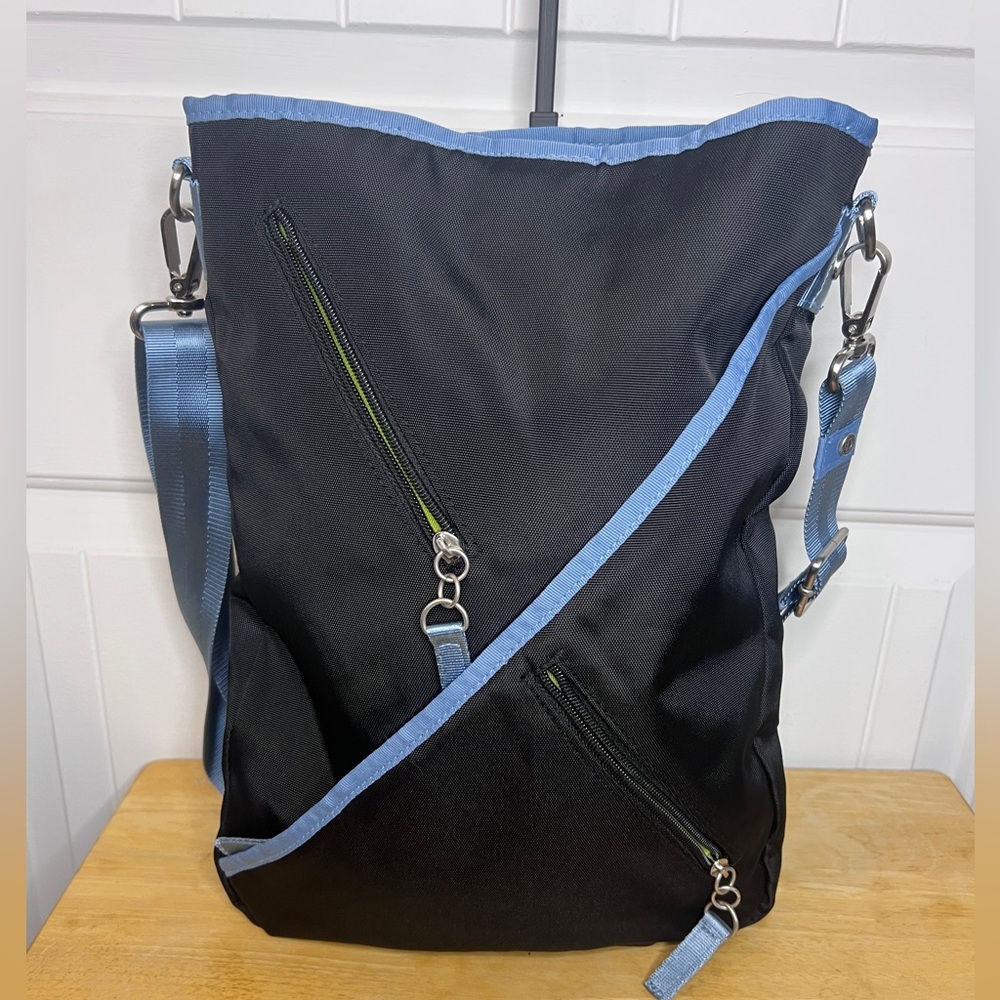 Chelsey Henry Womans Small Laptop Bag Black With Blue Trim.